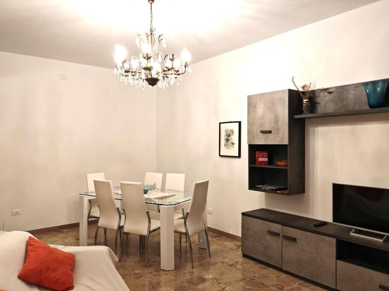 Laura Apartment Venice 4 P. 15 M To Venice Mestre Exterior photo
